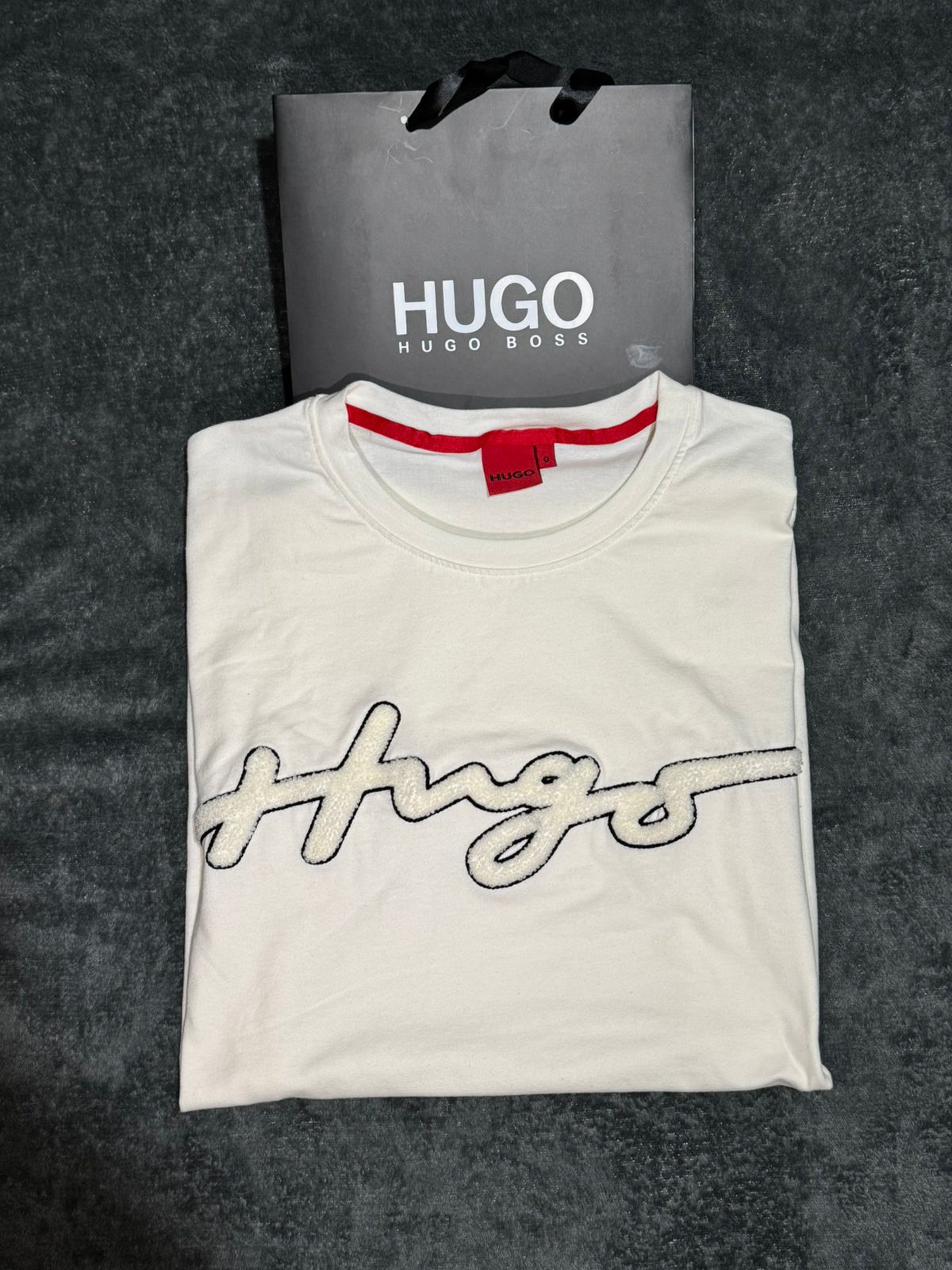 PLAYERA HUGO M